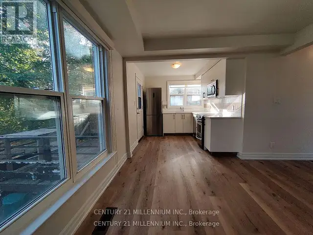 MAIN - 59 GARTHDALE COURT Toronto (Bathurst Manor), Ontario in Long Term Rentals in City of Toronto - Image 7