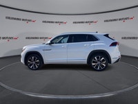// ACCIDENT FREE!! // Meet the 2024 Volkswagen Atlas Cross Sport Execline 4MOTION, a premium midsize... (image 4)