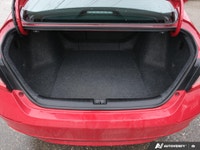 This used 2021 Honda Accord Sedan SE CVT at Castle Honda in Etobicoke delivers the comfort, space, a... (image 9)