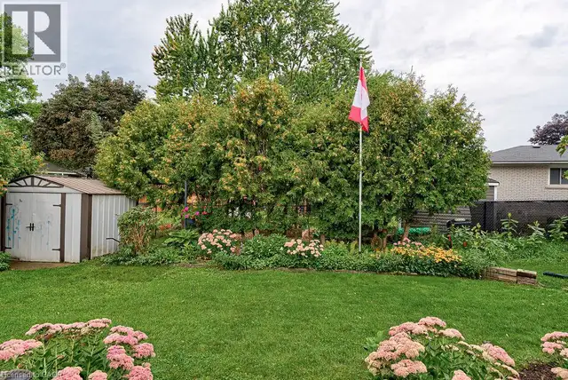 210 SHELLEY Drive Kitchener, Ontario in Houses for Sale in Kitchener / Waterloo - Image 36