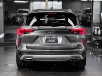 The 2021 INFINITI QX50 Essential Tech is a premium, Canada-specific configuration that offers a near... (image 4)