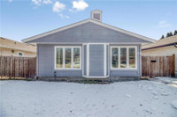 26 Pear Tree Bay Winnipeg, Manitoba