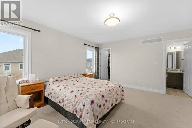 120 HAZLETT STREET Loyalist (Amherstview), Ontario in Houses for Sale in Kingston - Image 24