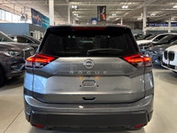 **MONTH-END SPECIAL!** FEATURING : PANORAMIC MOONROOF, MULTI TERRAIN MODES, REMOTE START, WELL EQUIP... (image 4)