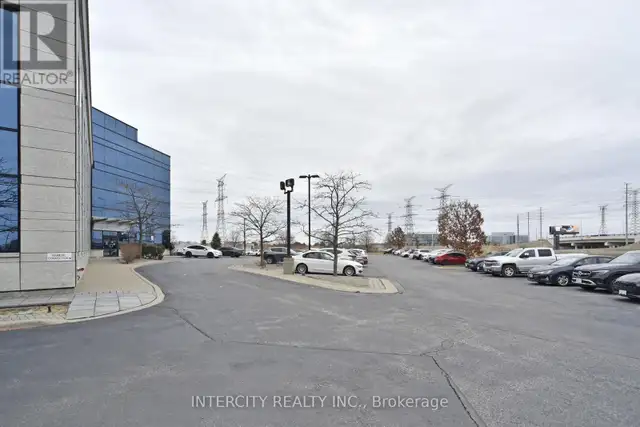 BSMT - 6 RONROSE DRIVE Vaughan (Concord), Ontario in Commercial & Office Space for Rent in Markham / York Region - Image 6
