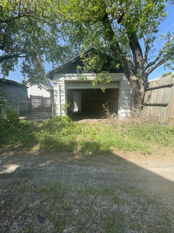 276 TAMARACK ST 3BED HOUSE, AVAILABLE SEPTEMBER 2023! Long Term