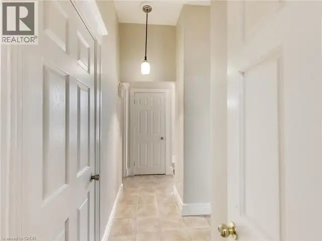 443 WENTWORTH Street N Hamilton, Ontario in Commercial & Office Space for Sale in Mississauga / Peel Region - Image 29