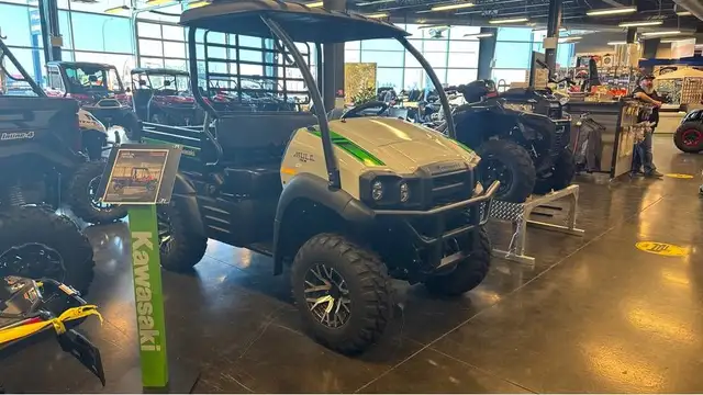 2025 Kawasaki MULE SX 4X4 XC LE in ATVs in Strathcona County - Image 5