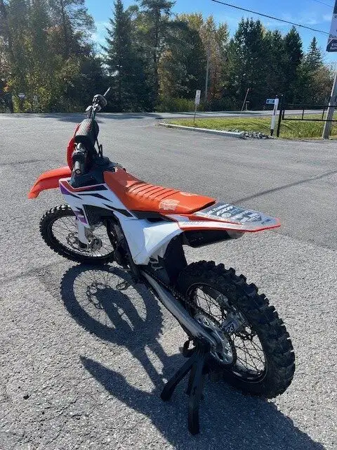 2024 KTM 250 SX-F Track-Ready Performance & Low Hours in Dirt Bikes & Motocross in Ottawa - Image 5