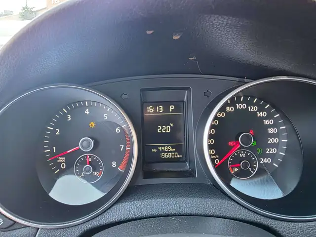 2010 Volkswagen Golf Trendline5687956503481651216