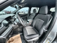 This Dealership Demo 2024 Jeep Grand Cherokee Laredo 4x4 has the 3.6L Pentastar Vvt V6 W/Ess engine... (image 6)
