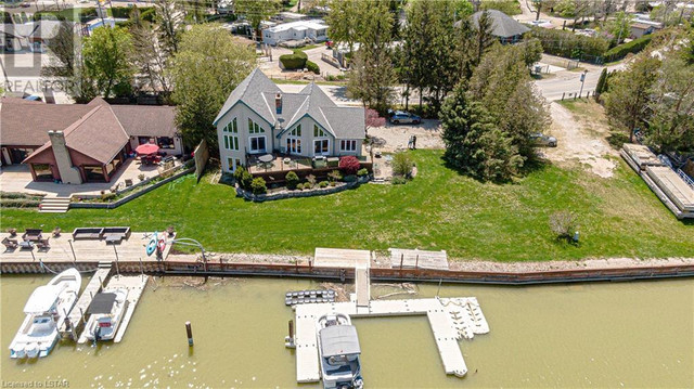 7474 RIVERSIDE Drive Port Franks, Ontario in Houses for Sale in Grand Bend