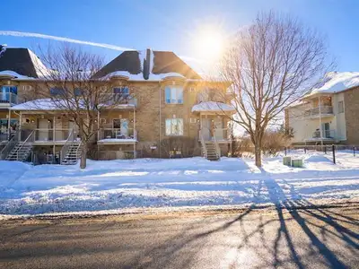 Come check it out! This gorgeous semi-basement unit has a bedroom and bathroom. Its spacious open-co...