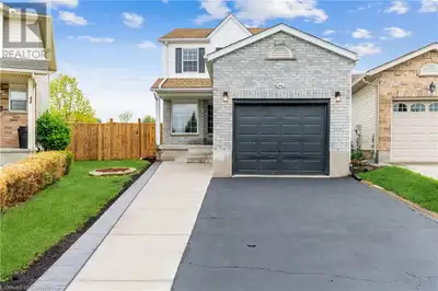 48 WHITE SANDS (UPPER) Court Unit# Upper Kitchener, Ontario