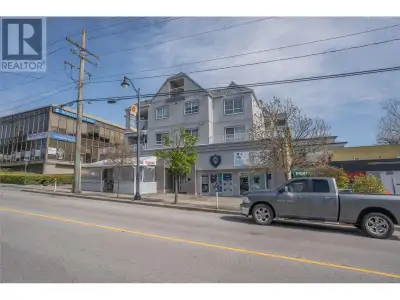 Beautifully situated in the heart of New Westminster, this bright and inviting condo offers 2 spacio...
