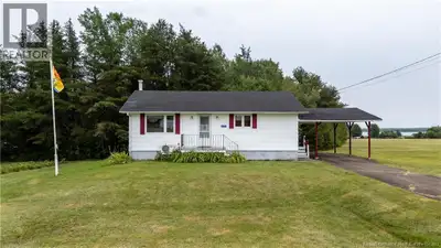 Charming Cocagne Cottage or Home Near the Northumberland Strait! Discover the charm and potential of...