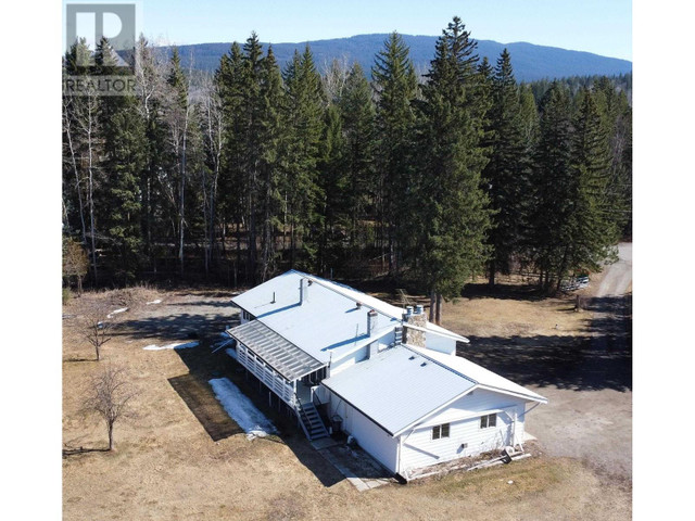 3360 RICHLAND CLOSE ROAD Quesnel, British Columbia in Houses for Sale in Quesnel