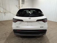 Price includes: Block heater, Air Conditioning, and Tire Tax. Price/Payments do not include cash reb... (image 5)