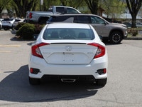 2021 Honda Civic Sedan Sport Sporty styling and everyday reliability come together in this 2021 Hond... (image 5)