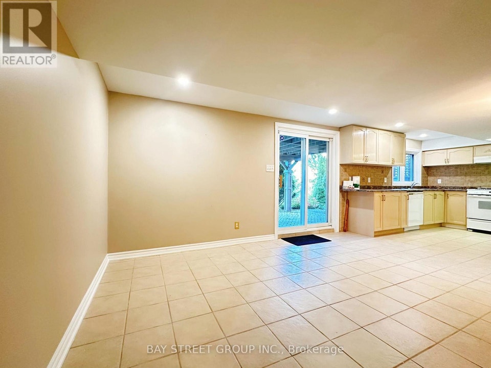 BSMT - 77 GREENBANK DRIVE Richmond Hill (Jefferson), Ontario 3