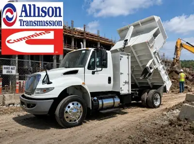 FOR SALE: 2018 INTERNATIONAL 4300 SINGLE AXLE UTILITY DUMP TRUCK. CUMINNS 260HP DIESEL ENGINE, ALLIS...
