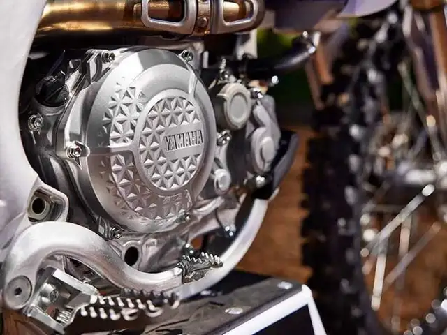 2024 Yamaha YZ450F in Dirt Bikes & Motocross in Cambridge - Image 19