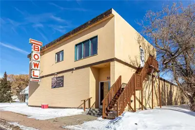 R36//Minnedosa/Calling all entrepreneurs and investors! If you're looking for a unique business oppo...