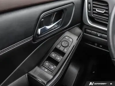 2023 Nissan Rogue SV Midnight Edition | One Owner | No Accidents, View more
