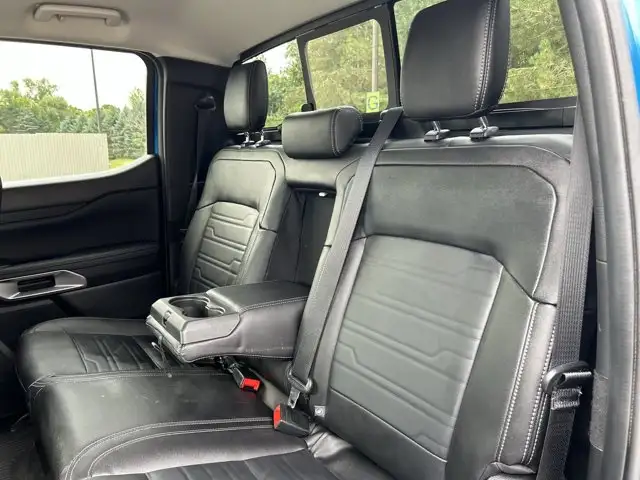 2024 Ford Ranger LARIAT SuperCrew 5' Box 4WD | One Owner | No in Cars & Trucks in Hamilton - Image 17