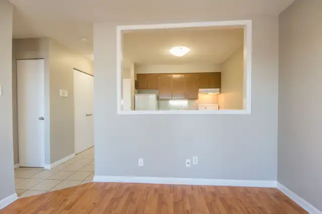ALL INCLUSIVE - Westwood Garden Apts 1BR Apt Available Now in Long Term Rentals in Kitchener / Waterloo - Image 8