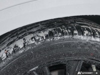 * TILT AND SLIDE MOONROOF * DRIVER'S MEMORY SEAT / STEERING WHEEL / & OUTER MIRRORS * 14 TOUCH SCREE... (image 9)