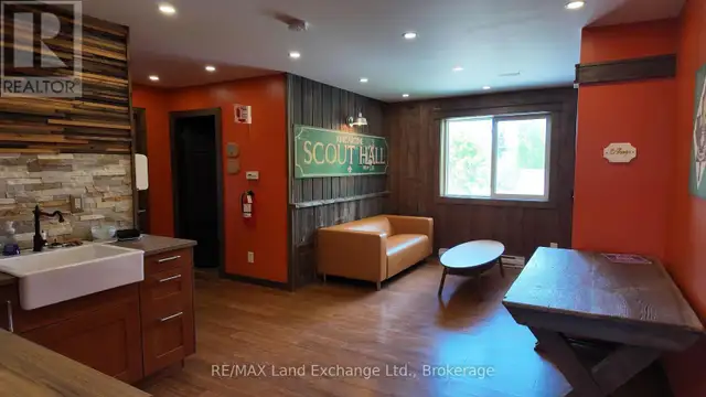 278 LAMBTON STREET Kincardine, Ontario in Commercial & Office Space for Rent in Owen Sound - Image 4