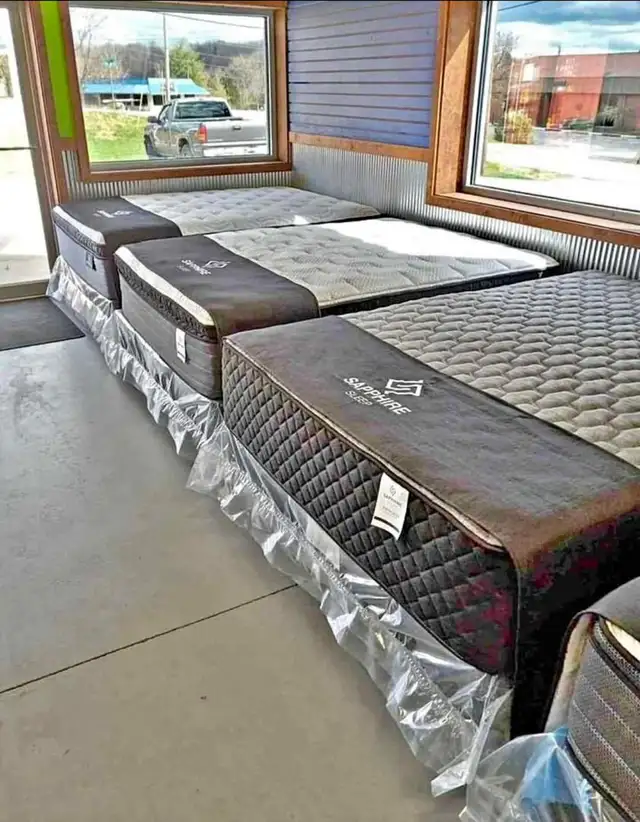 Queen Mattress : King Mattress | Full Mattress / Twin Mattress in Beds & Mattresses in Oshawa / Durham Region - Image 3