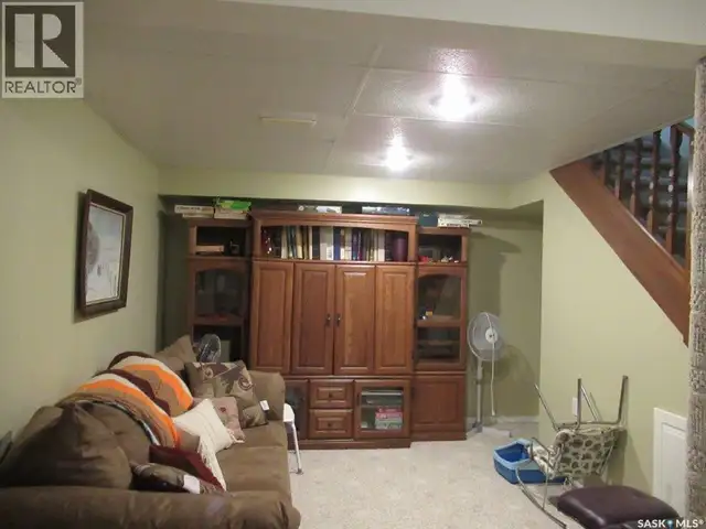 207 2nd AVENUE W Smiley, Saskatchewan in Houses for Sale in Saskatoon - Image 35