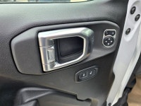 Engine: 4 Cylinder Engine 2.0L L/100Km City: 11.6 L/100Km Hwy: 11.9 Safety Equipment ABS And Driveli... (image 6)