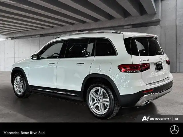 2023 Mercedes-Benz GLB 250 4MATIC SUV | Ensemble Haut de Gamme in Cars & Trucks in Longueuil / South Shore - Image 4