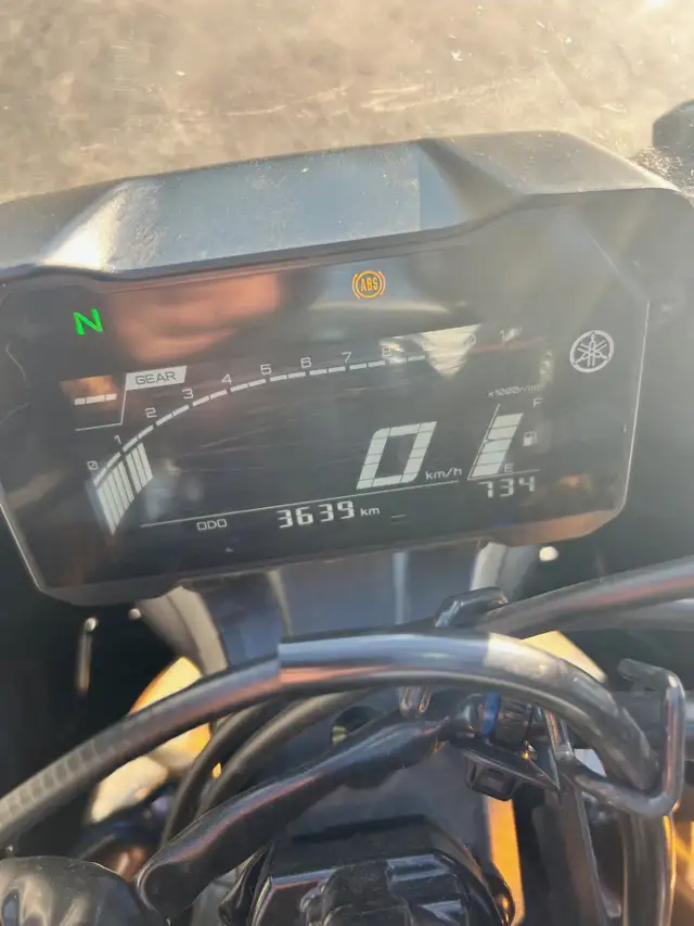 2025 YAMAHA YZF-R7 - DEMO in Street, Cruisers & Choppers in Barrie - Image 5