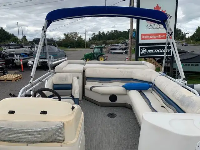 2001 Monark Sun Spa Monark with 40HP Honda in Powerboats & Motorboats in Sault Ste. Marie - Image 11
