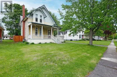 Welcome to 28 Bethune Ave in the heart of Long Sault! This century old home with over 2100 square fe...