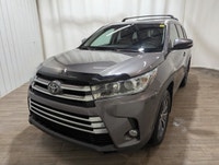 No Accidents, Locally Owned Vehicle! New Brakes and Rotors!The 2018 Toyota Highlander AWD XLE 8 Pass... (image 2)