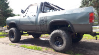 1986 Dodge Ram / Power Wagon.