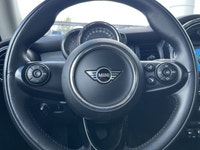 This 2020 Mini Cooper 3 door is a fun and practical choice! With heated seats, a large dual pane sun... (image 5)
