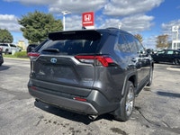 Master daily commutes and weekend adventures alike in this exceptional 2019 Toyota RAV4 Hybrid Limit... (image 5)