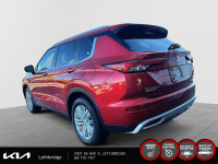 2024 Mitsubishi Outlander PHEV LE Experience the Mitsubishi Outlander PHEV LE with only 2321 km on t... (image 3)