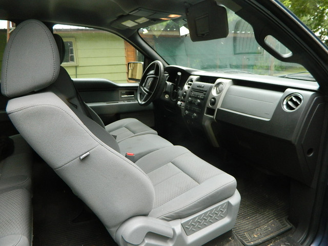 2011  Ford f150 in Cars & Trucks in Kingston - Image 3