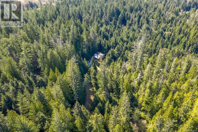 1632 Carrington Bay Rd Cortes Island, British Columbia in Houses for Sale in Campbell River - Image 29