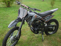 SPECIAL CLEARANCE SALE ON APOLLO 250 cc DIRT BIKE $2599.00