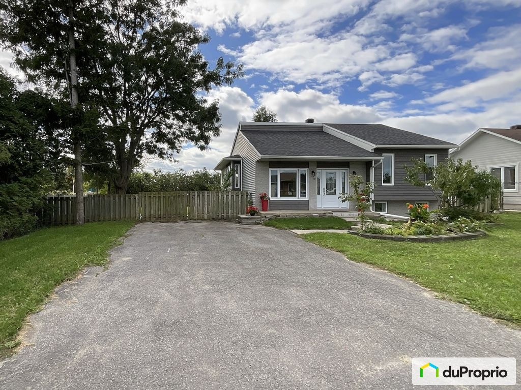 $544,000 - Raised Bungalow for sale in St-Antoine-sur-Richelieu — photo 3