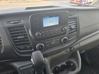 Perfect Auto CLEAN CARFAX - BUMPER TO BUMPER FACTORY WARRANTY - 3.5 L GAS - AWD - DIVIDER - BACK UP... (image 8)