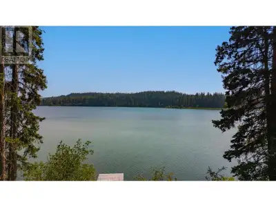 * PREC - Personal Real Estate Corporation. Welcome to the lake! This 1 acre waterfront cabin has a b...